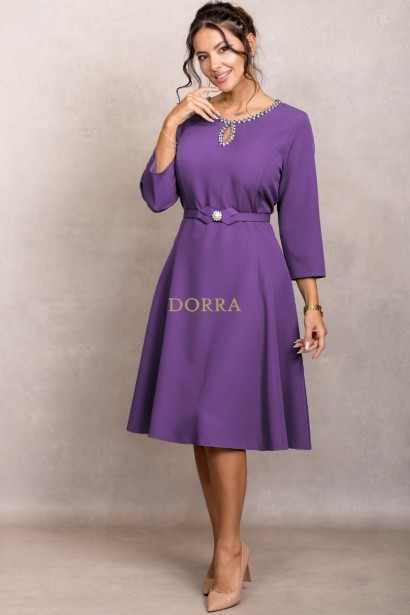 Rochie Monicca mov cu strass-uri la decolteu si curea